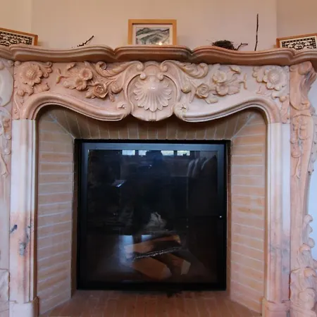 Du Mont Apartment *